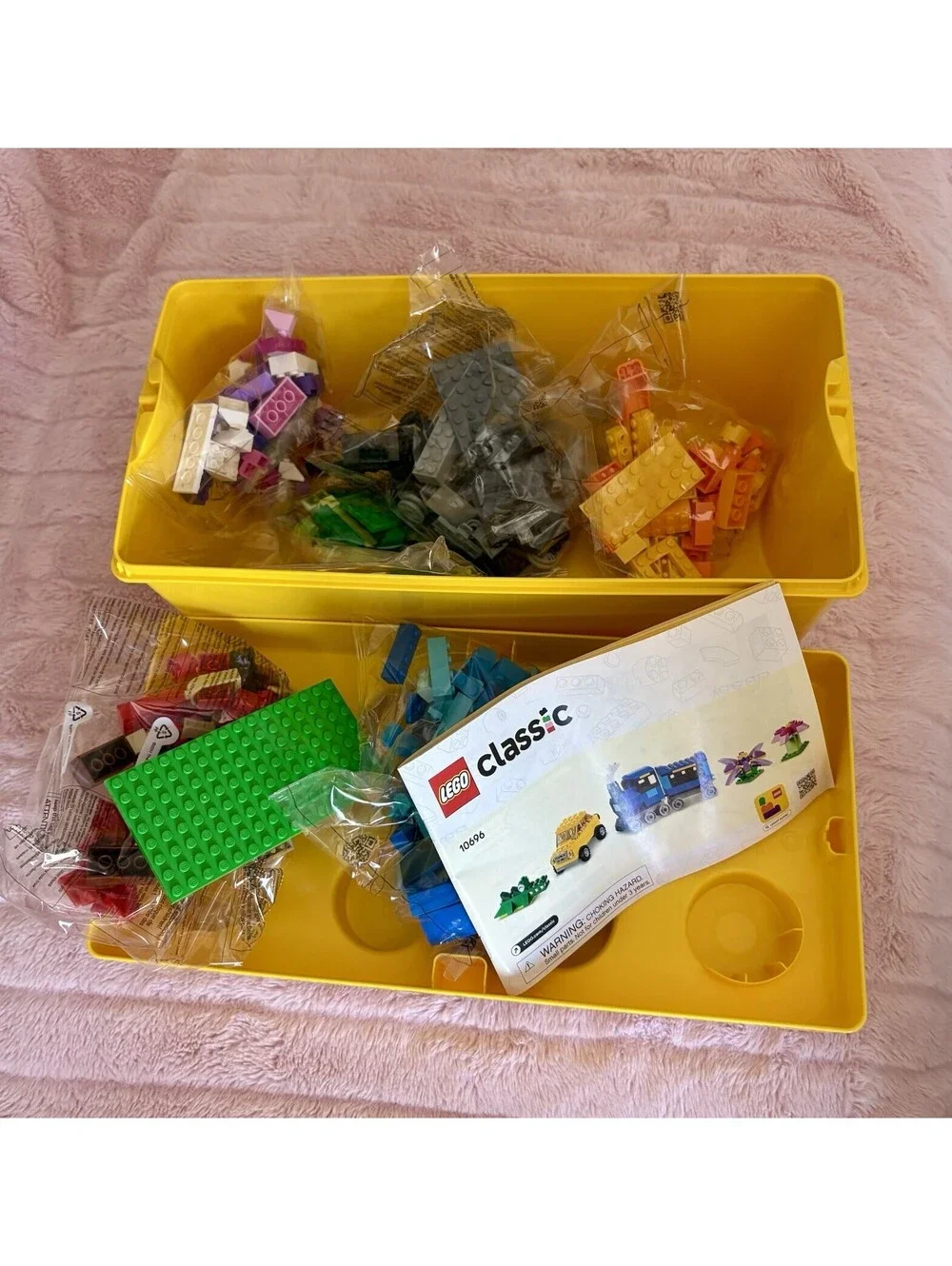 LEGO Classic Medium Creative Brick Box - 484 Pcs Open Box Sealed Bags